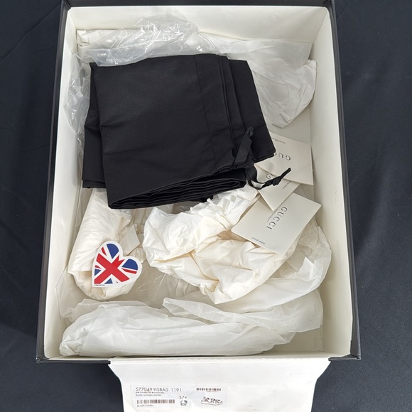 Gucci Black & White Tweed Red Leather Crystal Buckle Platform Sandals SZ 37.5 - Picture 10 of 10